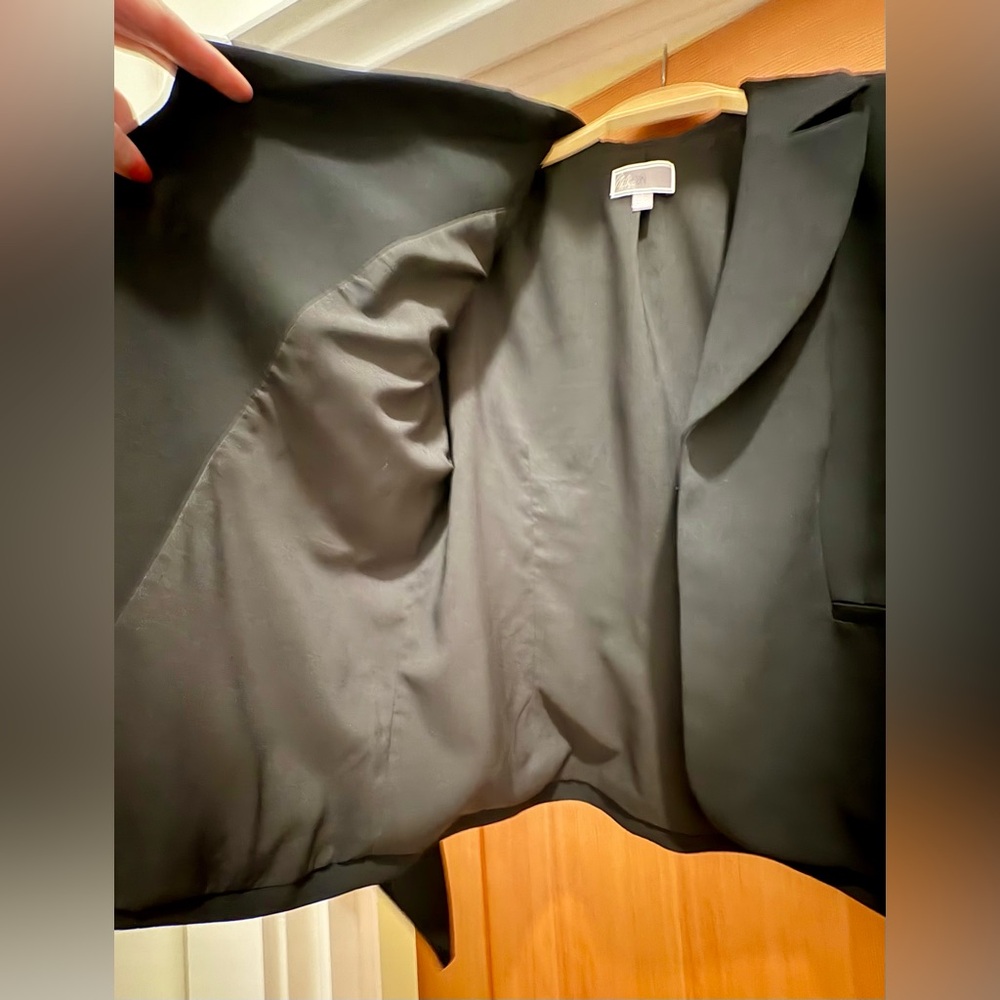 Chelsea 28 Ruffle Sleeve Blazer - Picture 5 of 12